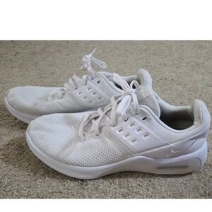 Nike Shoes Womens 8.5 White Air Max Bella Sneaker Training Athletic